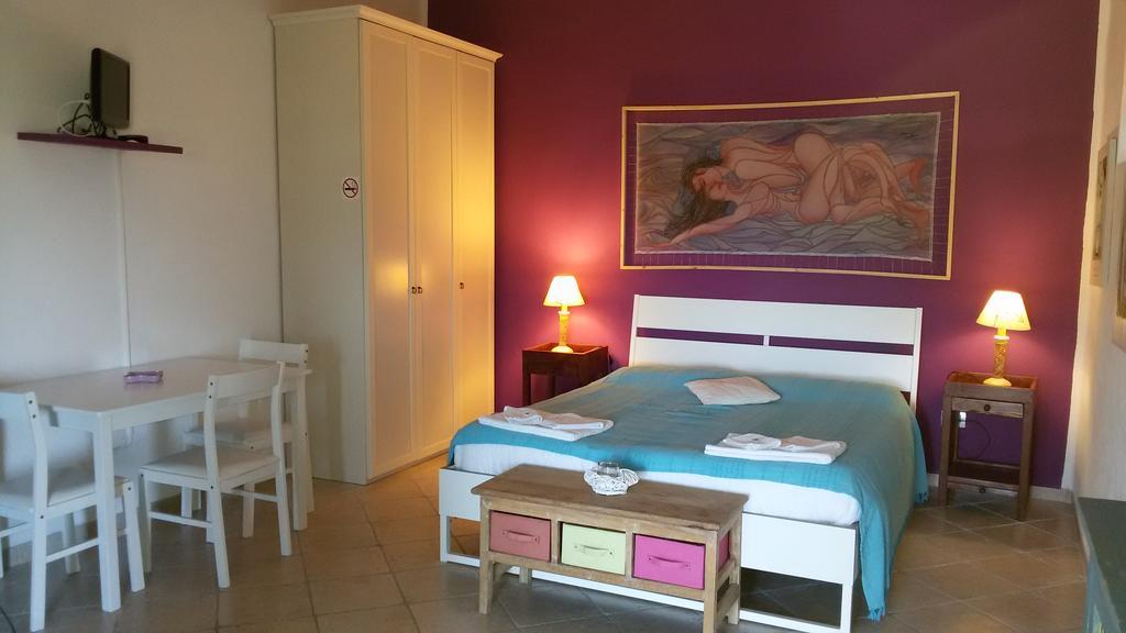 Soleesale Appartamenti E Camere Per Vacanza พูลา ห้อง รูปภาพ